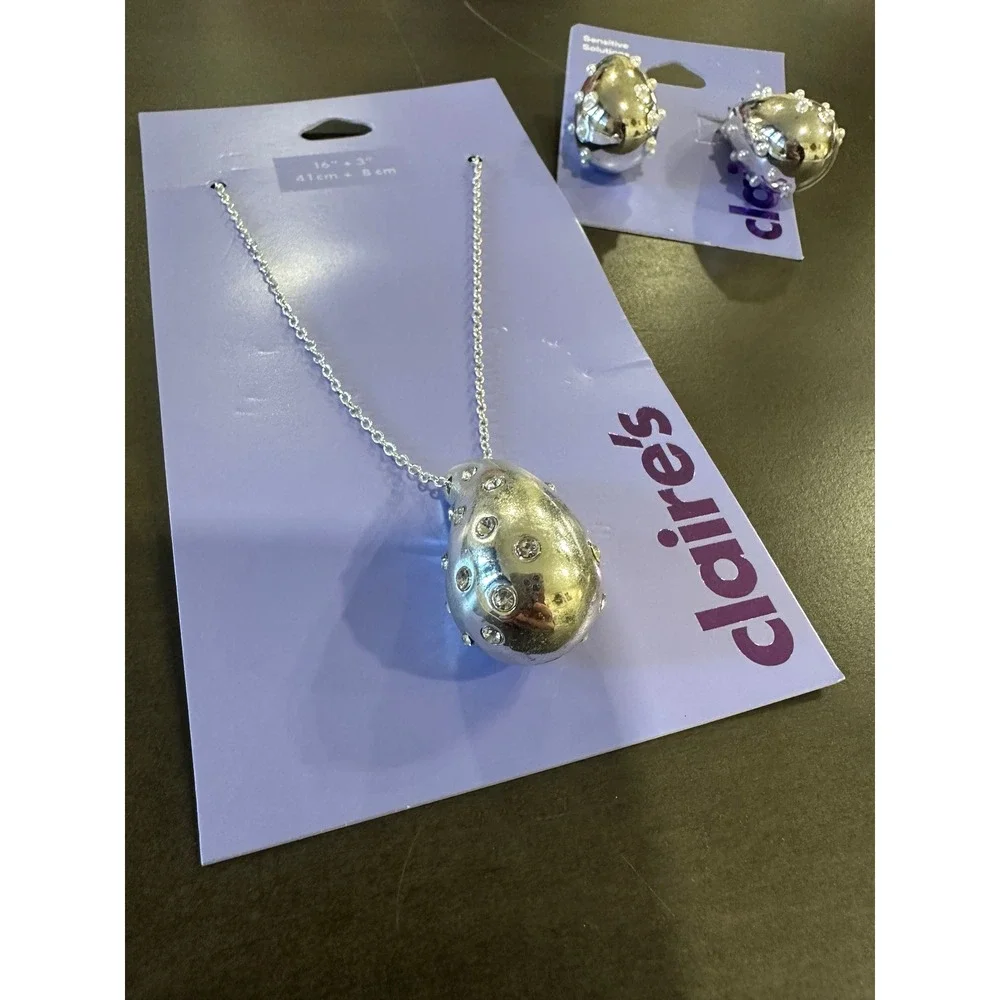 Claire's Teardrop Crystal‎ Pendant Necklace & Matching Stud Earrings Set Silver